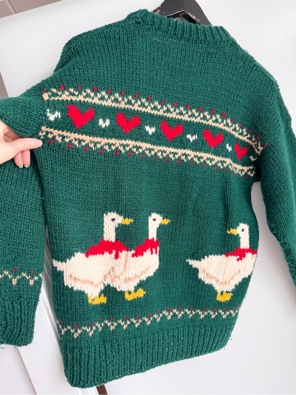 Vintage Hand Knit Duck Sweater Dark Green Chunky Heavyweight Fair Isle Hearts - Picture 5 of 15